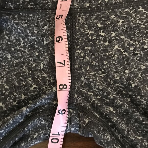 Athleta Salutation Stash Pocket Women's Athletic Leggings XSP Marble Print‎ Gym - Picture 7 of 8